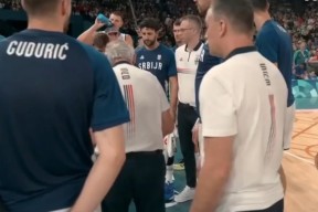 开云体育-关于穆雷在MAD比赛中突破纪录，出色防守引发热议！的信息